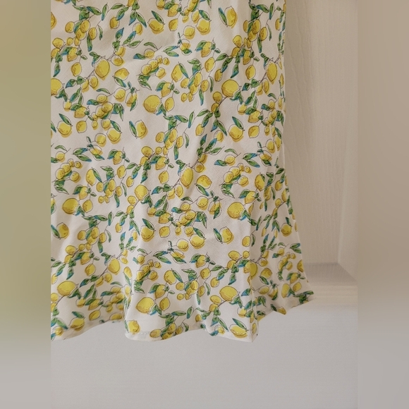 Astr The Label Lemon Print Tank NWT - Picture 6 of 10